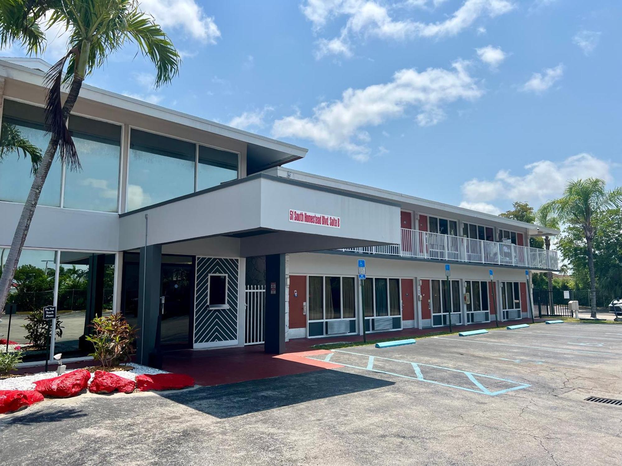 Garden Inn Homestead/Everglades/Gateway To Keys Exterior photo